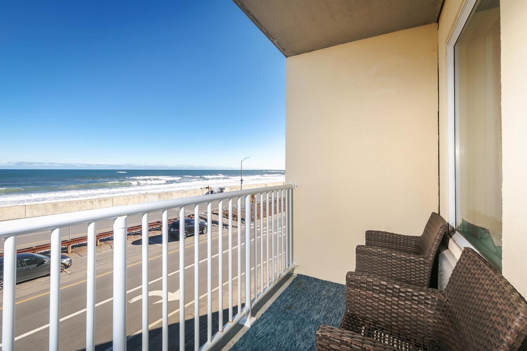 Direct Oceanfront Studio Suite! Hampton Extérieur photo